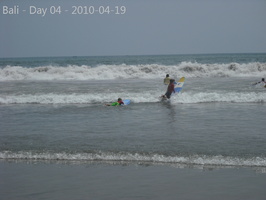 20100415 Brendan Surfing  22 of 43 
